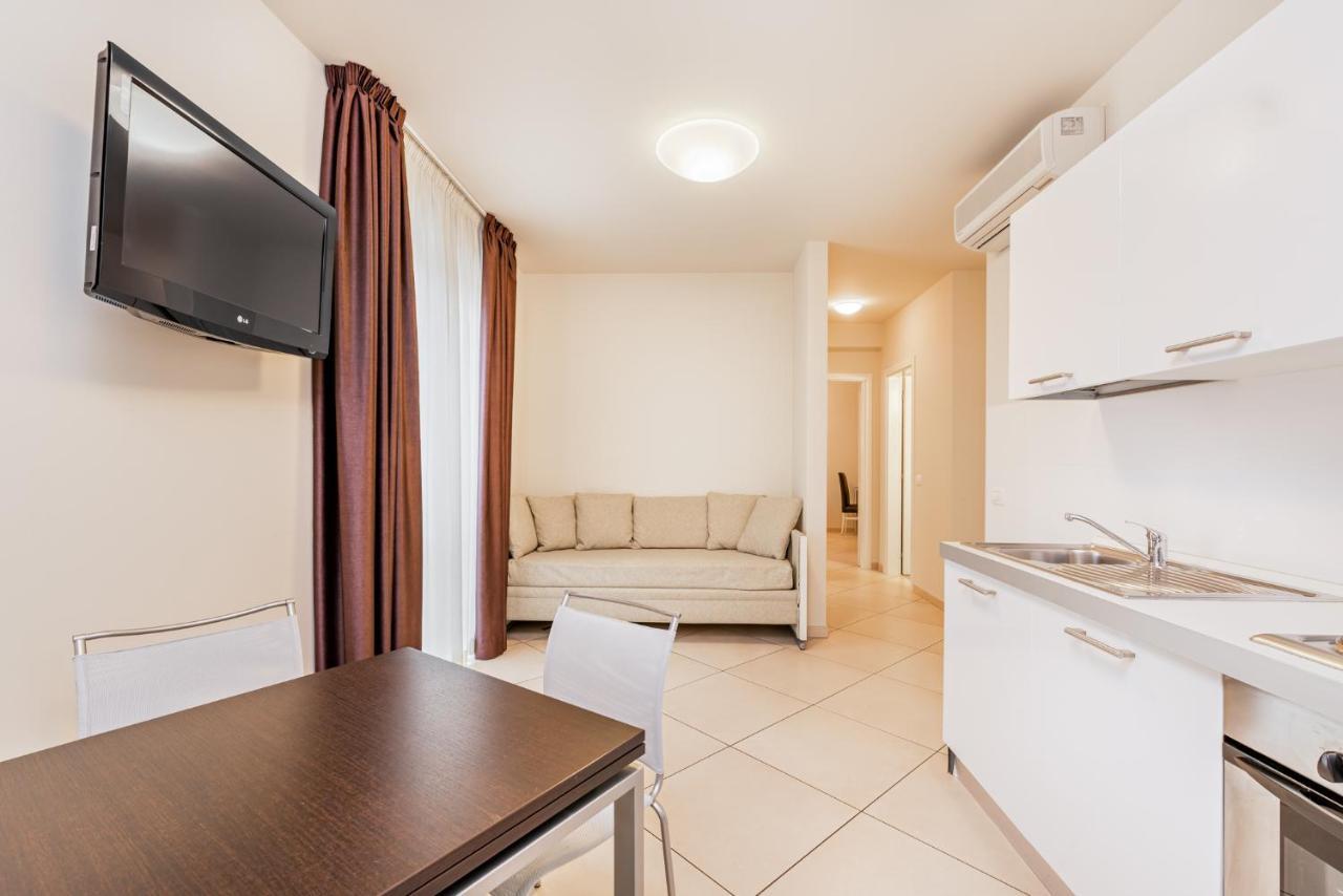 Hotel & Residence Exclusive Marina Di Carrara Exterior foto